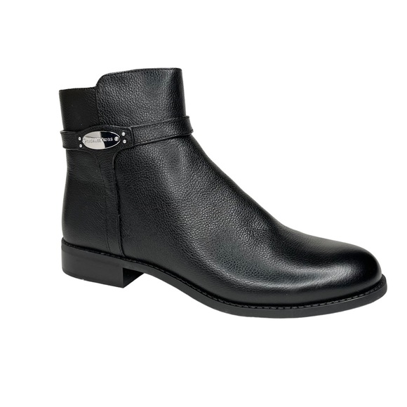 MICHAEL Michael Kors Finley Flat Booties Black Size 9.5M - Picture 1 of 13